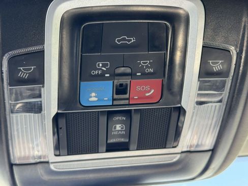 Certified 2024 RAM 2500 Laramie AWD/4WD image 25