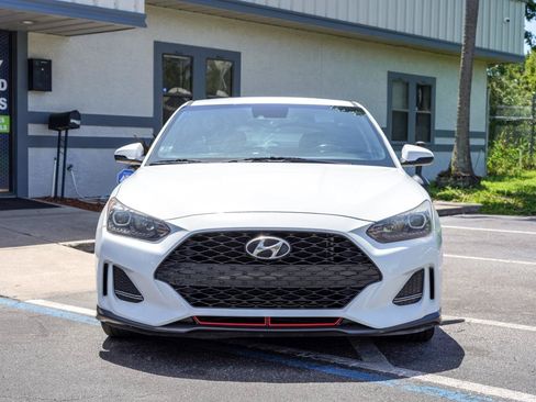 Used 2019 Hyundai Veloster Turbo R-Spec FWD image 2