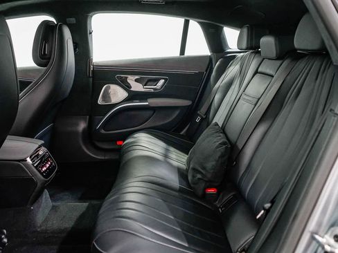 Used 2023 Mercedes-Benz EQS 580 4MATIC Sedan image 18