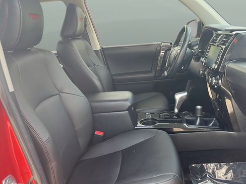 Used 2023 Toyota 4Runner TRD Off-Road Premium AWD/4WD image 14