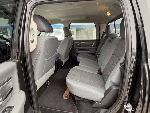 Used 2018 RAM 3500 Big Horn image 10