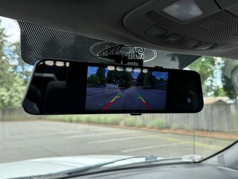Used 2017 Ford F550 2WD Regular Cab Super Duty image 18
