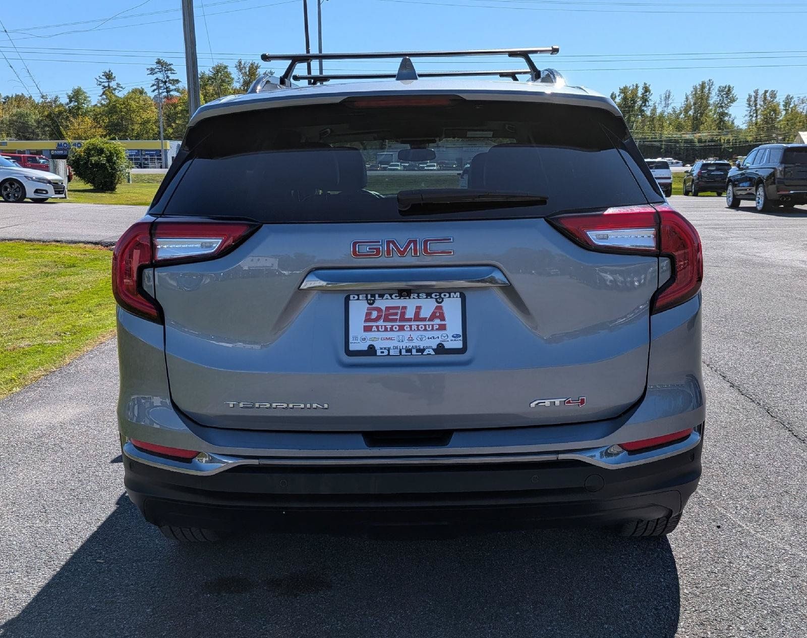 Used 2024 GMC Terrain AT4 w/ LPO, Floor Liner Package AWD/4WD image 9