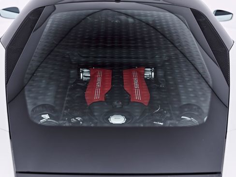 Used 2018 Ferrari 488 GTB RWD image 30
