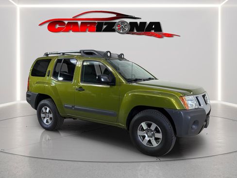 Used 2011 Nissan Xterra PRO-4X AWD/4WD image 2