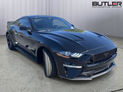 Used 2022 Ford Mustang GT Premium w/ Black Accent Package RWD image 7