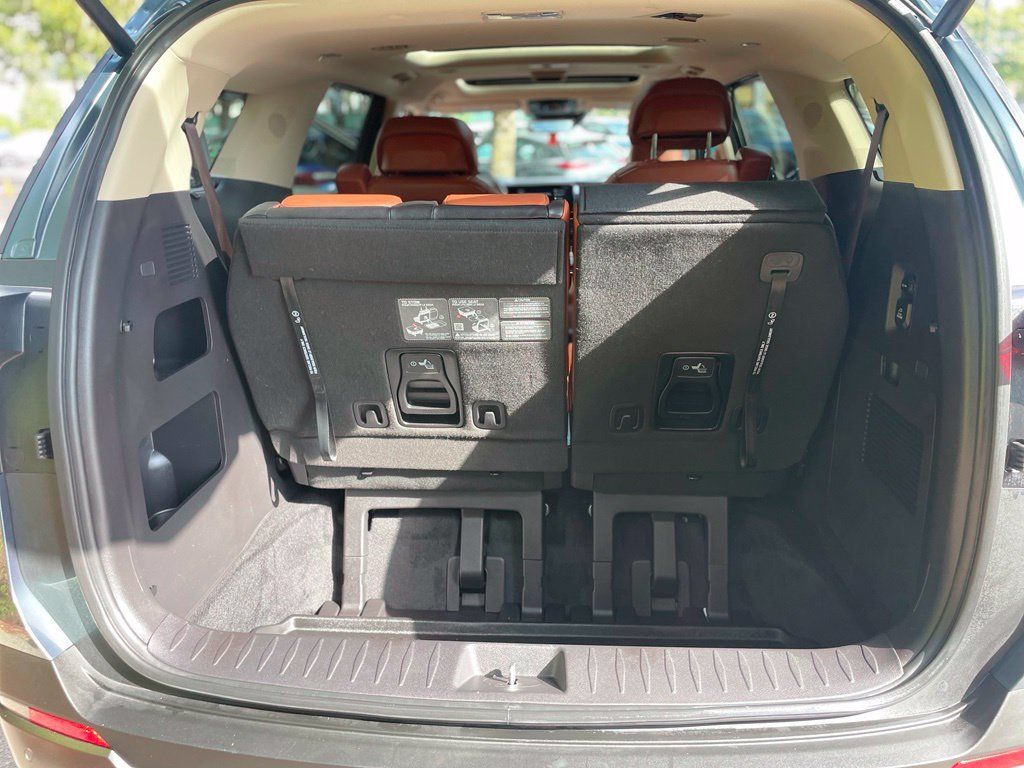 Used 2026 Kia Carnival SX Prestige FWD image 13