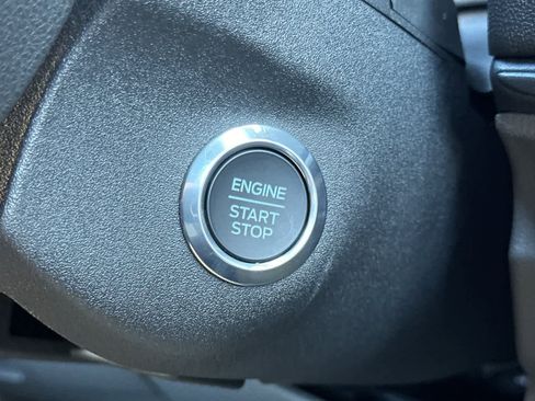 New 2026 Ford Transit 250 148 Medium Roof w/ Load Area Protection Package image 19