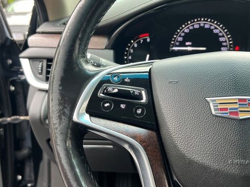 Used 2019 Cadillac XTS Luxury image 22