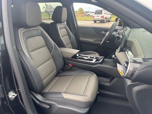 New 2026 Chevrolet Equinox LT w/ Convenience Package II image 12