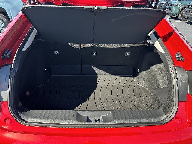 New 2027 Toyota Prius LE FWD image 10