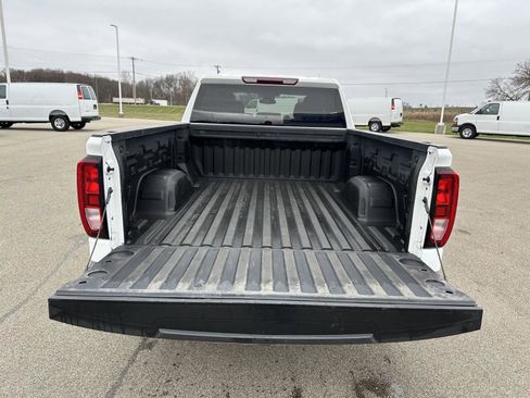Used 2023 GMC Sierra 1500 Pro w/ Pro Value Package image 5