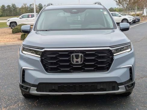 Used 2024 Honda Pilot Elite image 9