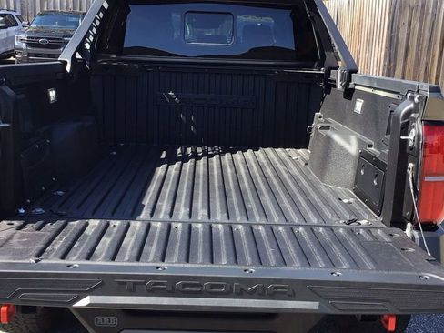 Used 2024 Toyota Tacoma Trailhunter image 10