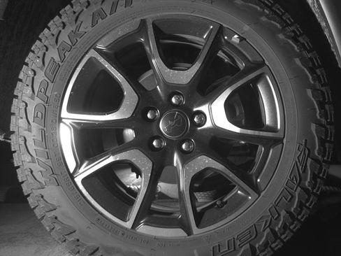 Used 2025 Jeep Compass Trailhawk AWD/4WD image 15