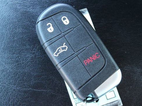 Used 2021 Dodge Charger SXT w/ Driver Convenience Group image 25