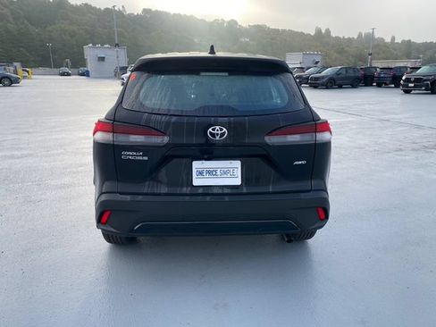 New 2026 Toyota Corolla Cross L AWD/4WD image 9