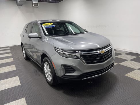 Used 2024 Chevrolet Equinox LT w/ LPO, Floor Liner Package image 6