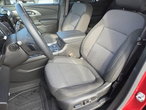Used 2024 Chevrolet Traverse LT w/ LPO, Floor Liner Package image 30