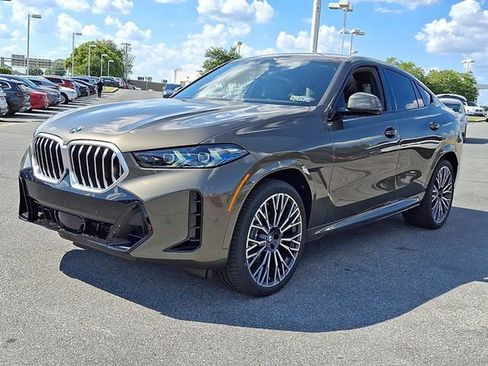 Used 2026 BMW X6 xDrive40i w/ Premium Package AWD/4WD image 2