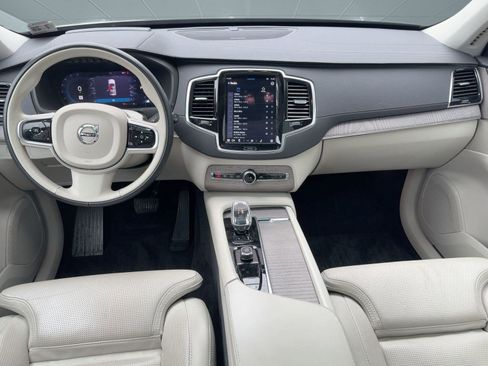 Certified 2023 Volvo XC90 B6 Ultimate w/ Protection Package Premier image 16