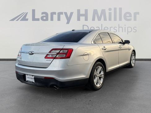 Used 2014 Ford Taurus SEL w/ Equipment Group 201A image 5