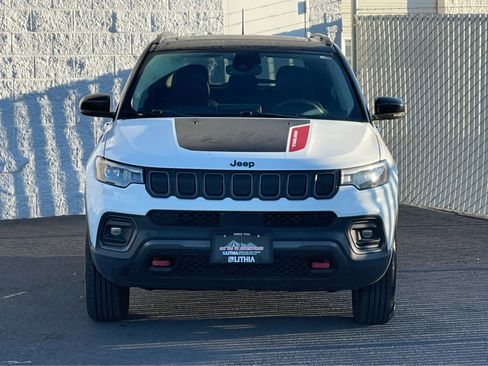 Used 2022 Jeep Compass Trailhawk w/ Trailhawk Elite Group image 3