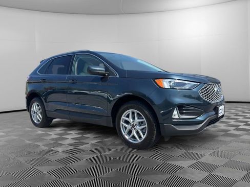 Used 2024 Ford Edge SEL w/ Convenience Package AWD/4WD image 2