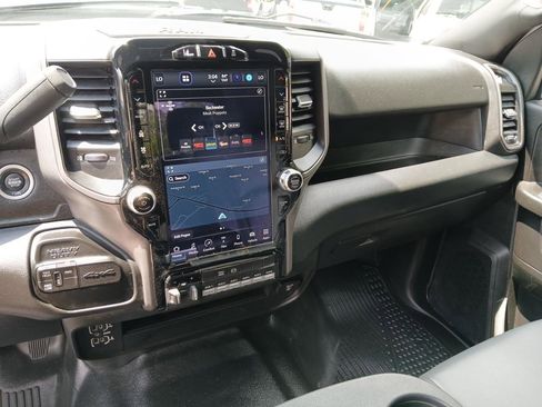 Used 2022 RAM 3500 Tradesman w/ Safety Group AWD/4WD image 21