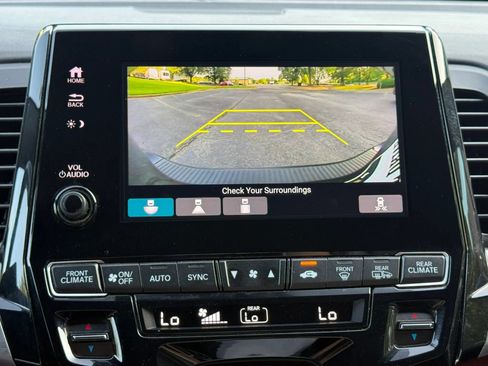 Used 2023 Honda Odyssey Sport image 10