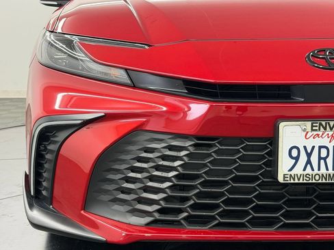 Used 2026 Toyota Camry SE FWD image 9