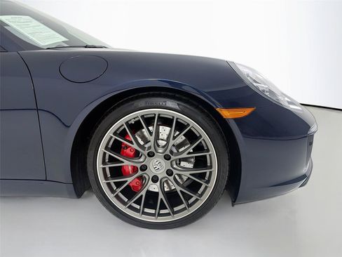 Used 2018 Porsche 911 Carrera S RWD image 6