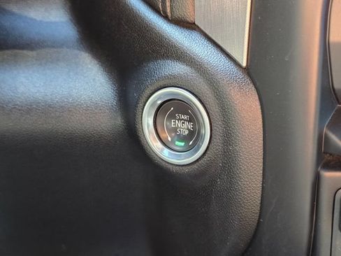 Used 2020 GMC Sierra 1500 SLT w/ SLT Premium Package AWD/4WD image 34