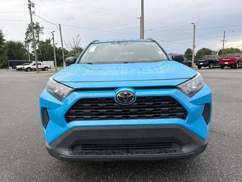 Used 2021 Toyota RAV4 LE FWD image 10