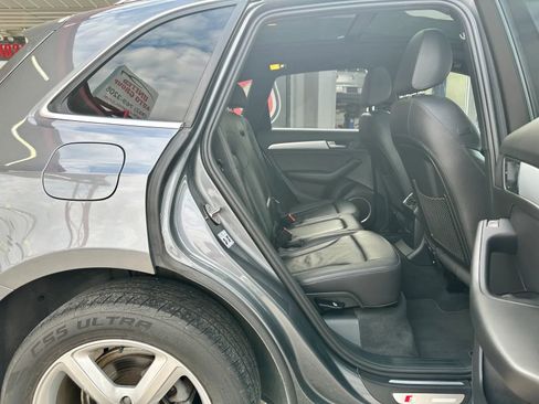 Used 2017 Audi Q5 2.0T Premium Plus w/ Technology Package AWD/4WD image 17