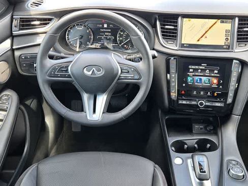 Used 2023 INFINITI QX50 Sport FWD image 15