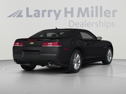 Used 2014 Chevrolet Camaro LS RWD image 2