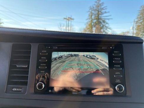 Used 2019 Toyota Sienna XLE image 19