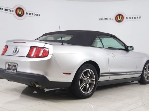 Used 2011 Ford Mustang Premium w/ 201A Rapid Spec Order Code RWD image 3