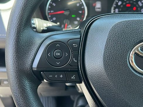 Used 2019 Toyota RAV4 XLE w/ All Weather Liner Package FWD image 20