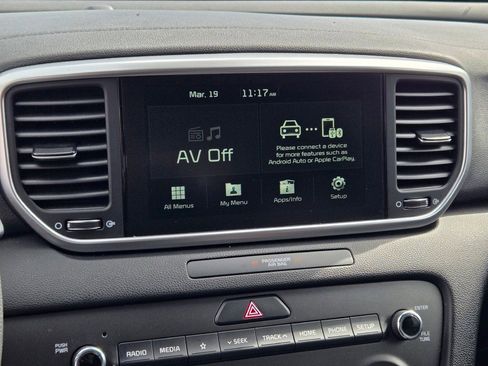 Used 2020 Kia Sportage LX image 24