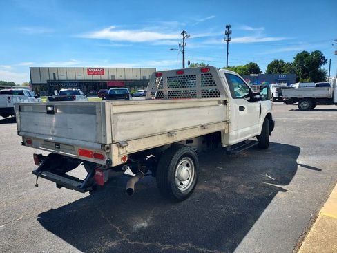 Used 2018 Ford F250 XL RWD image 5