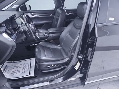 Used 2021 Cadillac XT6 Sport w/ LPO, Floor Liner Package AWD/4WD image 11