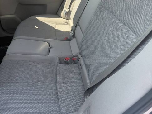 Used 2012 Subaru Forester 2.5X Premium w/ All-Weather Pkg AWD/4WD image 17