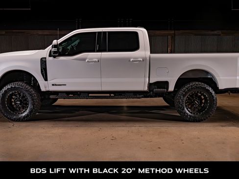Used 2023 Ford F350 Lariat w/ Lariat Ultimate Package AWD/4WD image 5