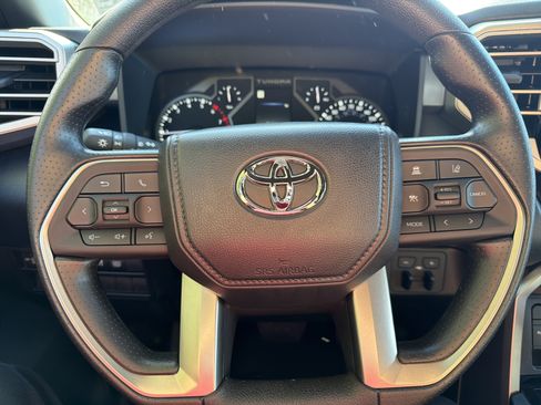 New 2026 Toyota Tundra SR5 AWD/4WD image 17