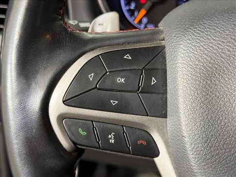 Used 2020 Jeep Grand Cherokee Trailhawk w/ Trailhawk Luxury Group AWD/4WD image 27