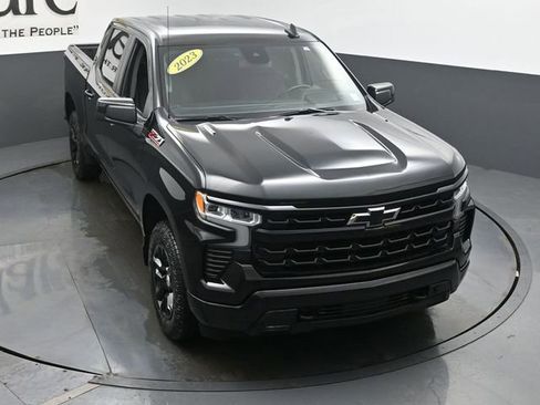 Used 2023 Chevrolet Silverado 1500 RST w/ Z71 Off-Road Package AWD/4WD image 46