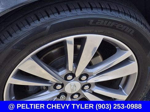 Used 2021 Cadillac XT6 Premium Luxury FWD image 5