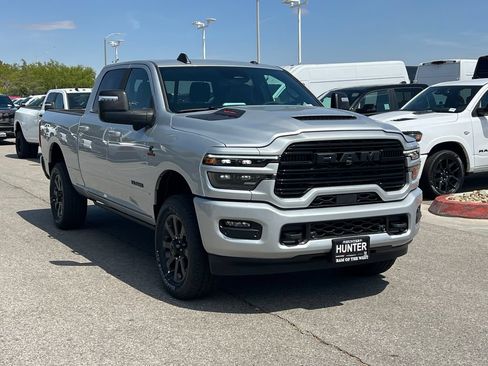 New 2026 RAM 3500 Laramie AWD/4WD image 10
